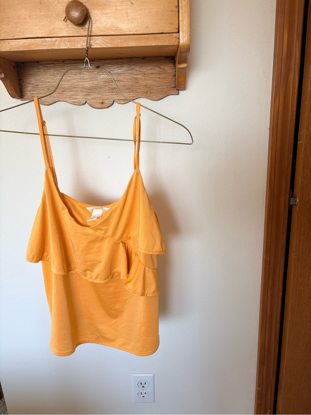 H&M Orange Ruffle-Front Spaghetti Strap Tank - Picture 4 of 4